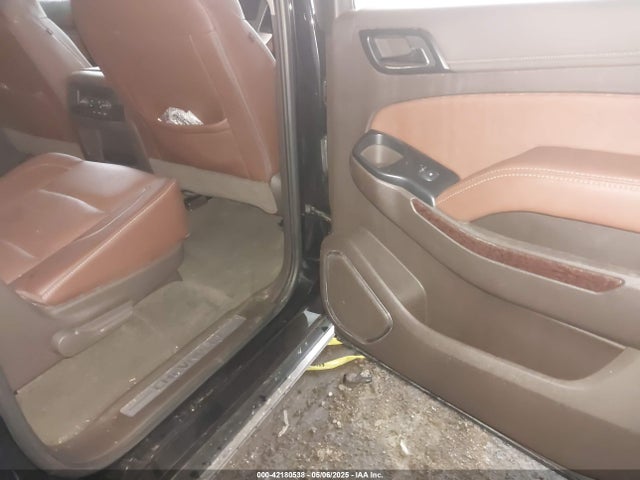 1GNSCJKC0JR186401 Chevrolet Suburban Premier