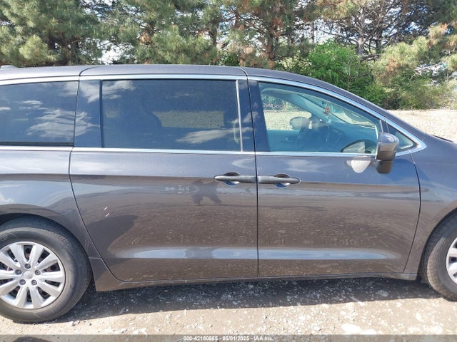 Chrysler PACIFICA L 2019 2C4RC1AG5KR629343 Image 14