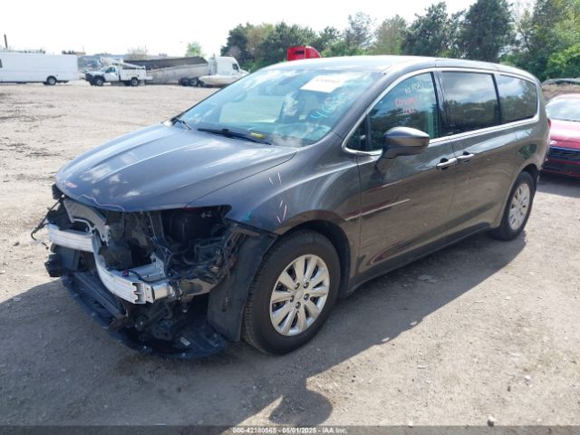 2019 CHRYSLER PACIFICA 2C4RC1AG5KR629343 Photo 1