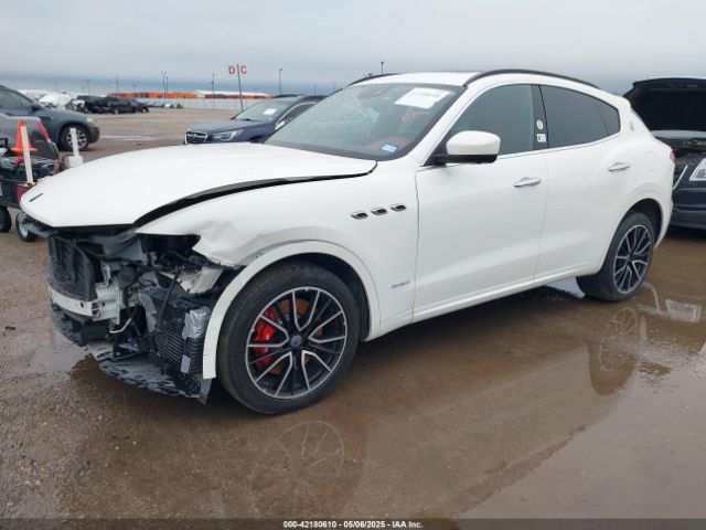 ZN661YUS5JX301985 Maserati Levante S Gransport