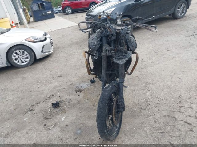 2020 TRIUMPH MOTORCYCLE TIGER SMTE63DF3LTAB2747 Photo 4