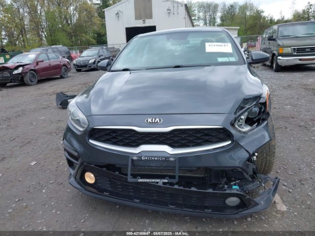 3KPF24AD5ME274305 KIA Forte Lxs