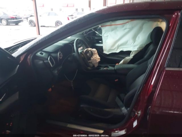 1N4AA6AP3GC434928 Nissan 2016