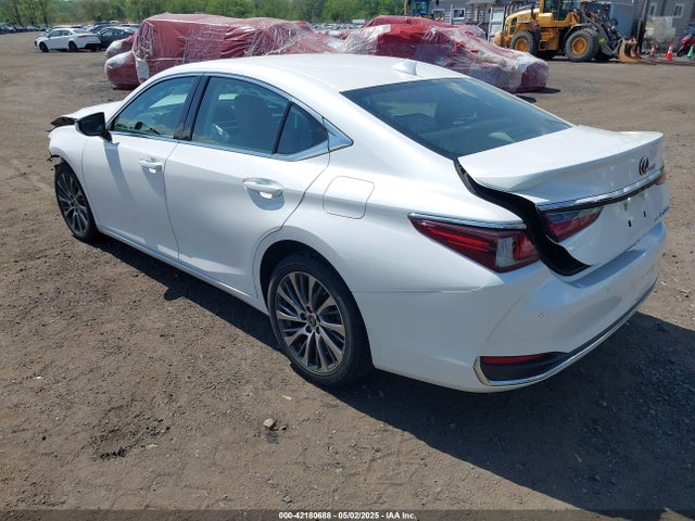 58AD11D17MU005321 Lexus ES 250
