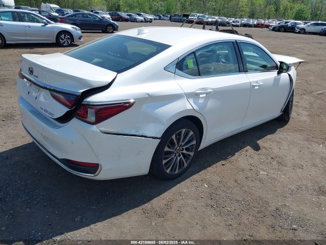 58AD11D17MU005321 Lexus ES 250