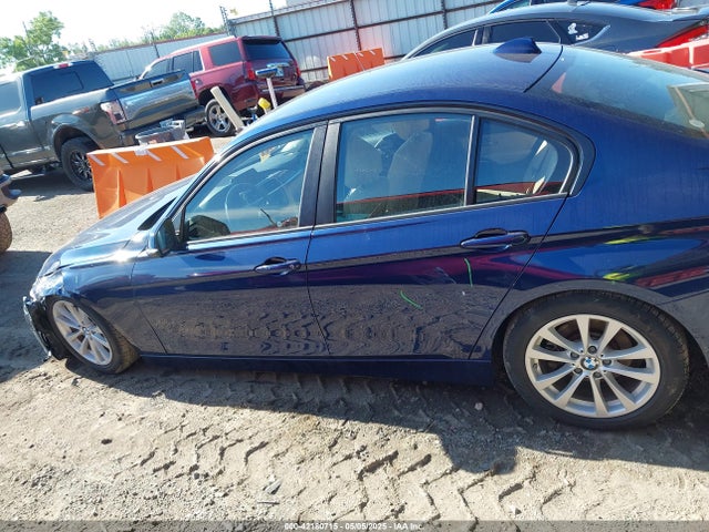 WBA8A3C51JA494385 BMW 320i Xdrive