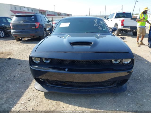2C3CDZBT6LH235939 Dodge Challenger R/t