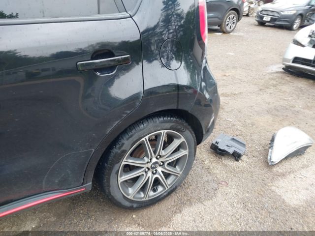 KNDJX3AA6J7528482 KIA Soul !