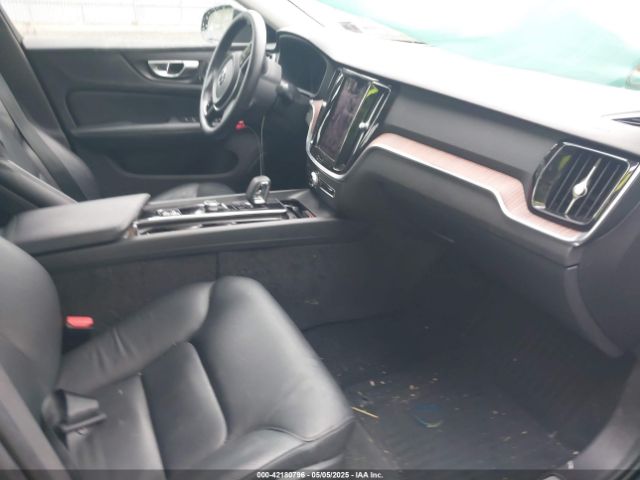 2023 VOLVO S60 7JRL12TW2PG234438 Photo 4