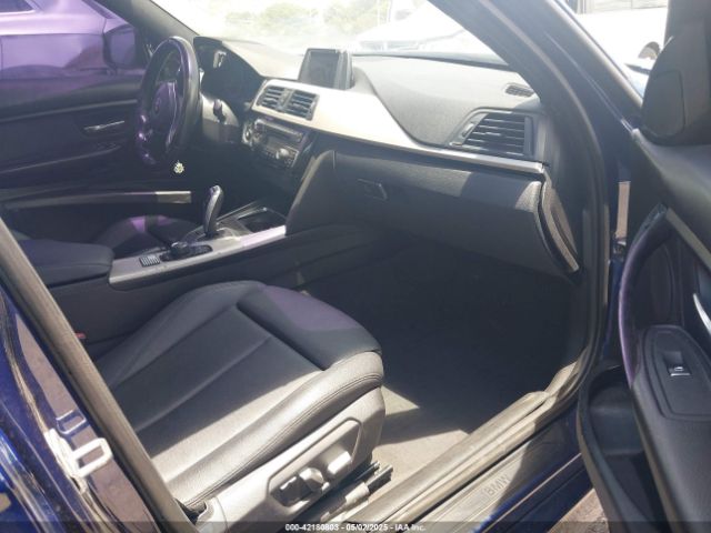 2017 BMW 320I WBA8E1G37HNU16777 Photo 4