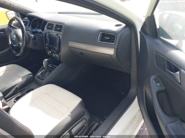 3VWD17AJ6GM287749 Volkswagen Jetta 1.8t Sport