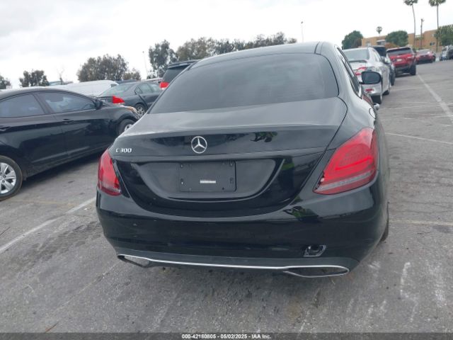W1KWF8DB4LR594133 Mercedes-Benz C 300