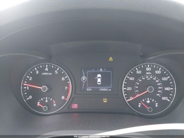 5XXGT4L36JG203915 KIA Optima Lx