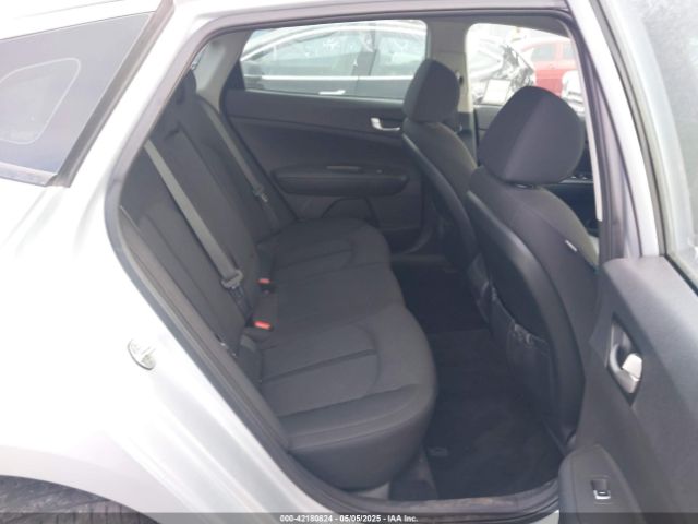5XXGT4L36JG203915 KIA Optima Lx
