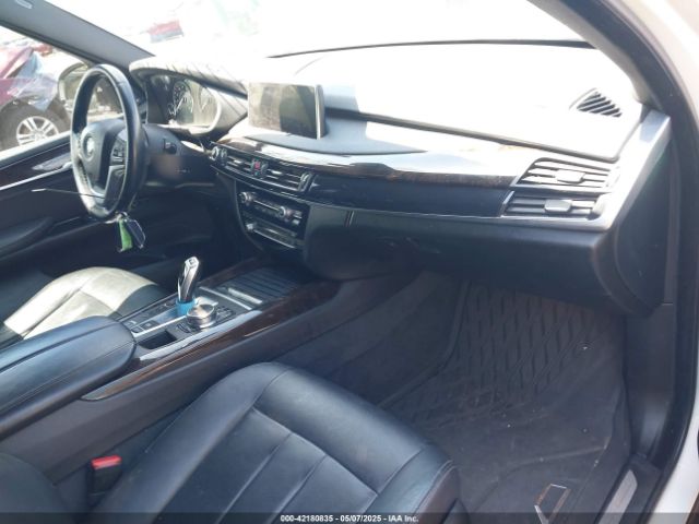 2018 BMW X5 EDRIVE 5UXKT0C52J0W00039 Photo 4