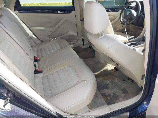 1VWCN7A38EC053953 Volkswagen Passat 2.0l Tdi Sel Premium