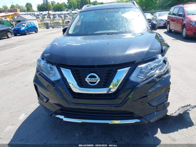 JN8AT2MV4HW016650 Nissan ROGUE SV