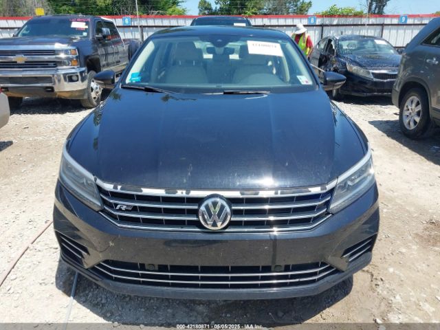 1VWMA7A33KC009628 Volkswagen Passat 2.0t Se R-line