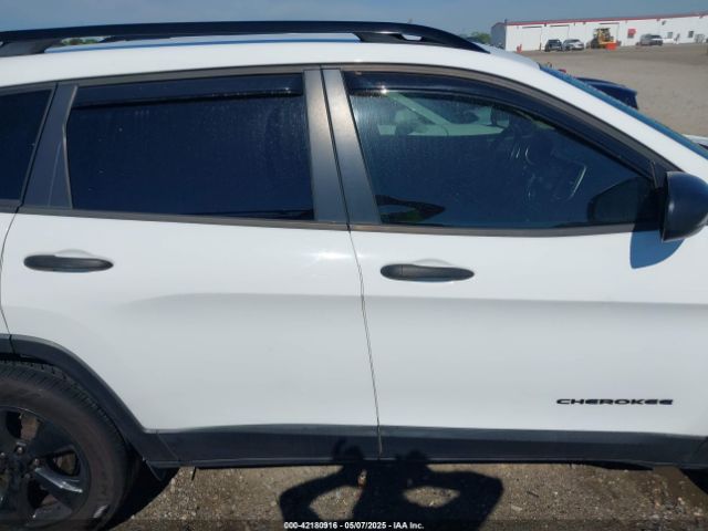 1C4PJMAS0HW631536 Jeep Cherokee Altitude 4x4