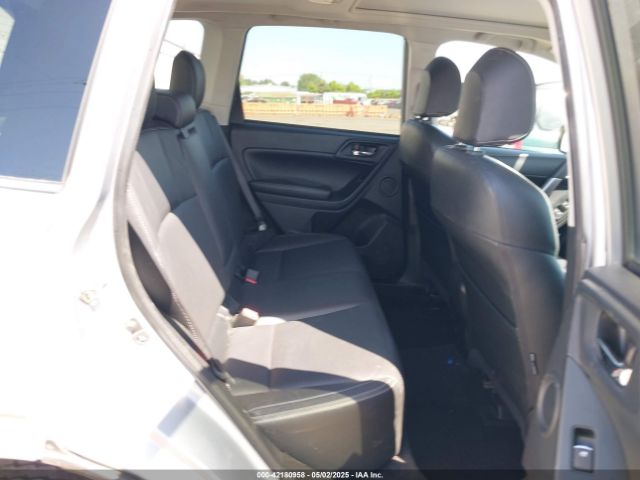 JF2SJARC4HH510939 Subaru Forester 2.5i Limited