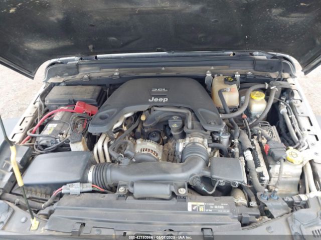 1C4HJXDG9KW598816 Jeep Wrangler Unlimited Sport S 4x4
