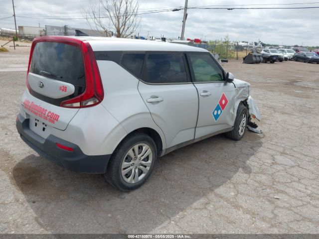 2021 KIA SOUL KNDJ23AU4M7793351 Photo 3