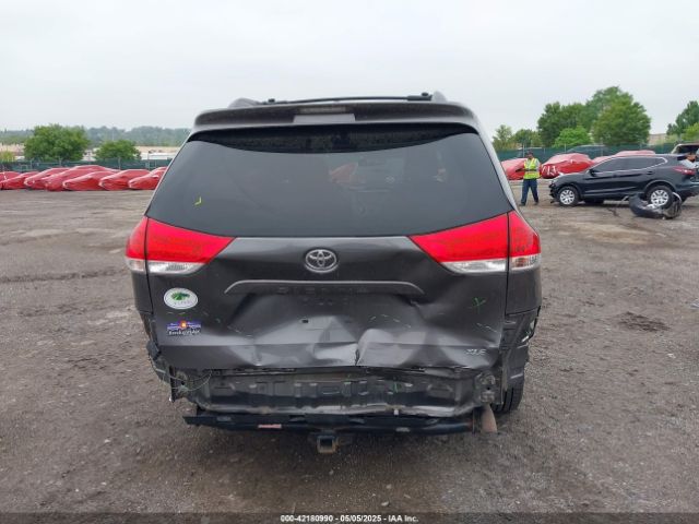 5TDYK3DC0ES436502 Toyota Sienna Xle V6 8 Passenger