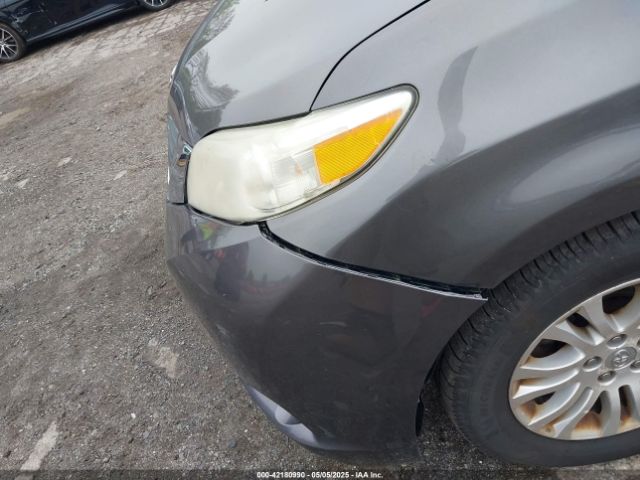 5TDYK3DC0ES436502 Toyota Sienna Xle V6 8 Passenger