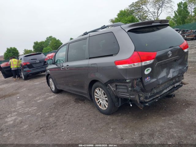 5TDYK3DC0ES436502 Toyota Sienna Xle V6 8 Passenger