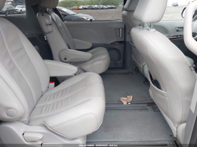 5TDYK3DC0ES436502 Toyota Sienna Xle V6 8 Passenger