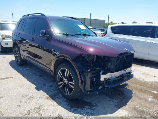 2021 BMW X7 5UXCW2C05M9F41986