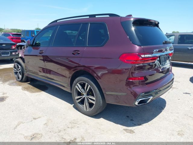 2021 BMW X7 5UXCW2C05M9F41986 Photo 2