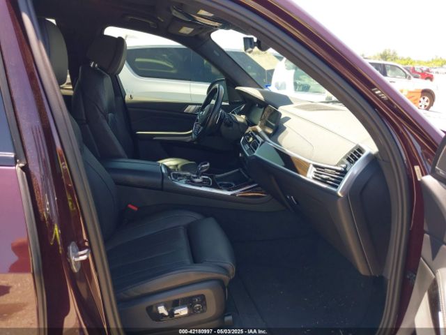 2021 BMW X7 5UXCW2C05M9F41986 Photo 4