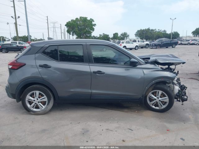 3N1CP5BV3NL517739 Nissan Kicks S Xtronic Cvt