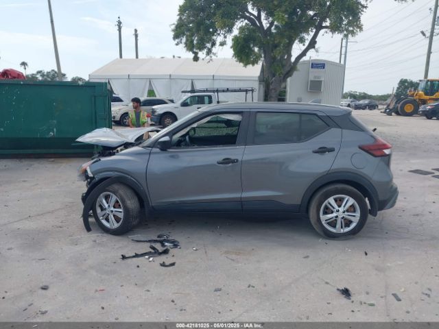 3N1CP5BV3NL517739 Nissan Kicks S Xtronic Cvt