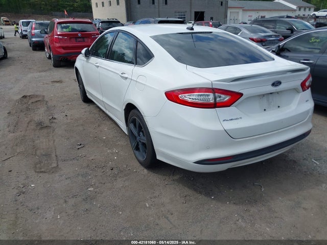 3FA6P0H76GR142179 Ford 2016