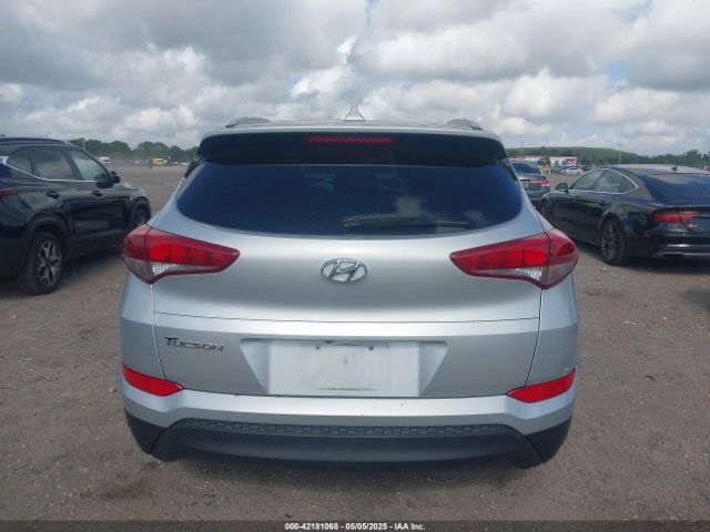 KM8J33A49JU710714 Hyundai TUCSON SEL