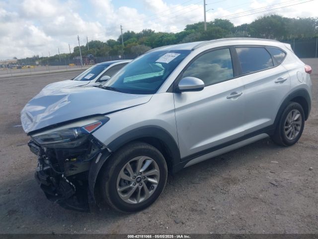 KM8J33A49JU710714 Hyundai TUCSON SEL