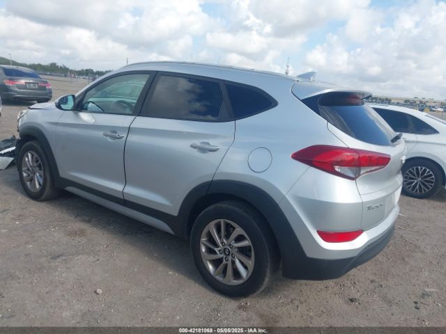 KM8J33A49JU710714 Hyundai TUCSON SEL