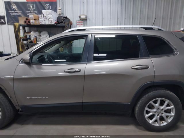 1C4PJMCS6HW634597 Jeep Cherokee Latitude 4x4