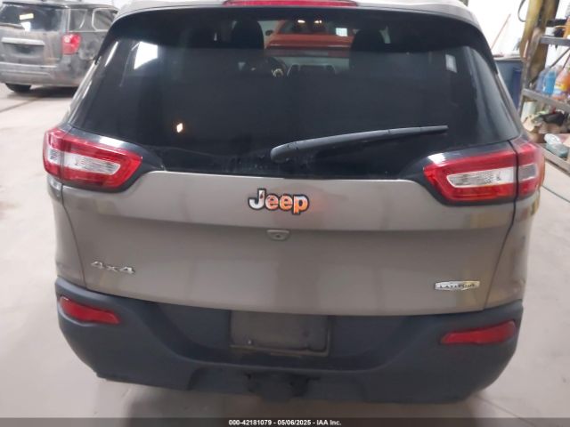 1C4PJMCS6HW634597 Jeep Cherokee Latitude 4x4