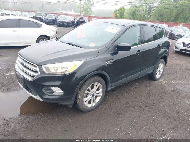 1FMCU9GD3HUD90154 Ford ESCAPE SE
