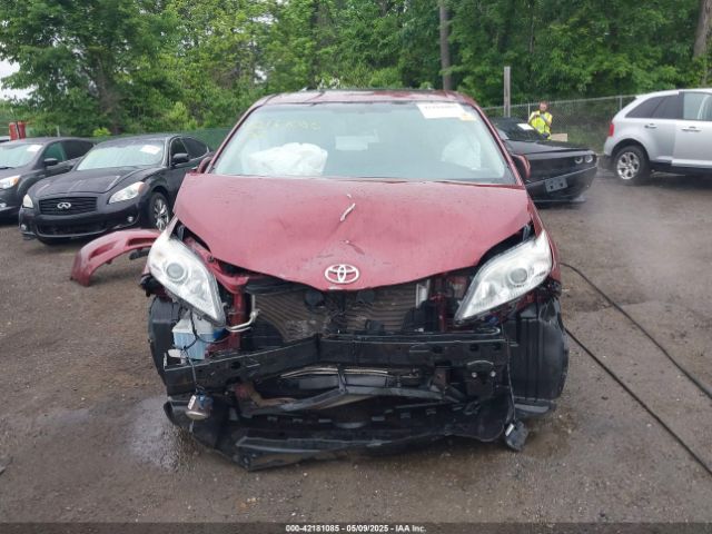 5TDYK3DC3FS566341 Toyota Sienna Xle 8 Passenger
