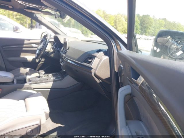 2018 AUDI SQ5 WA1A4AFY0J2099785 Photo 4
