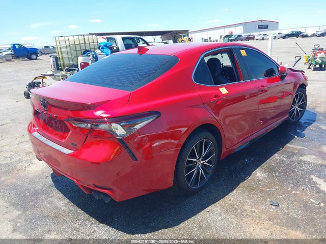 4T1T11AK6MU438001 Toyota CAMRY SE