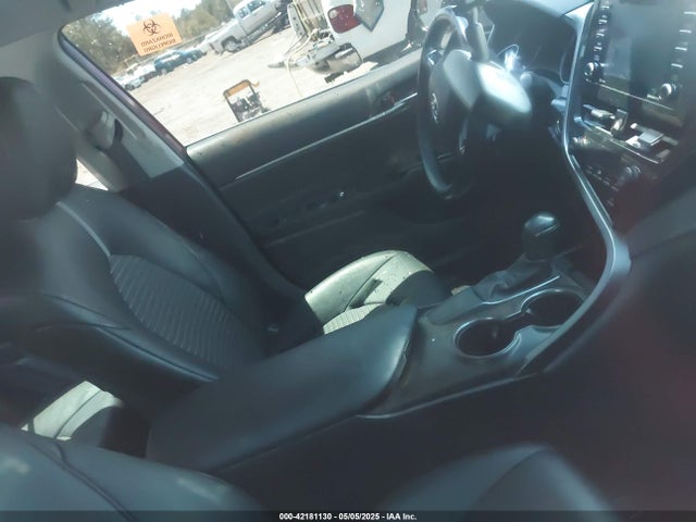 4T1T11AK6MU438001 Toyota CAMRY SE