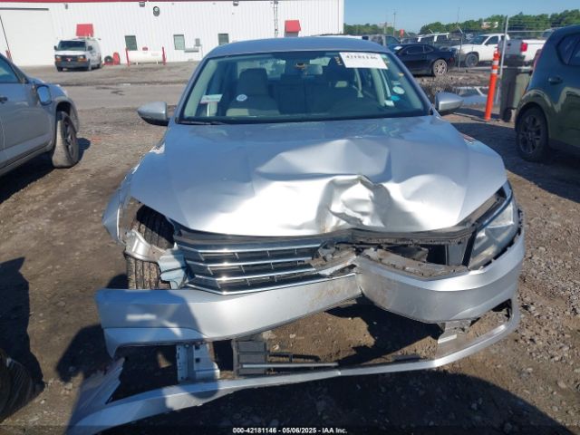 1VWAT7A30HC009964 Volkswagen Passat 1.8t S