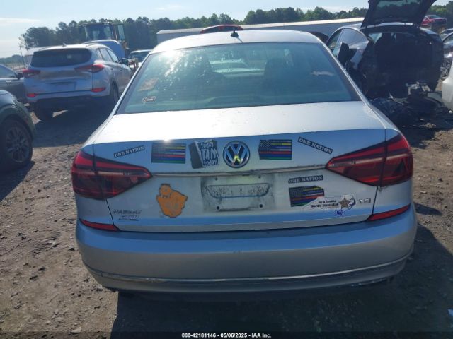 1VWAT7A30HC009964 Volkswagen Passat 1.8t S