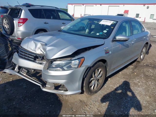 1VWAT7A30HC009964 Volkswagen Passat 1.8t S