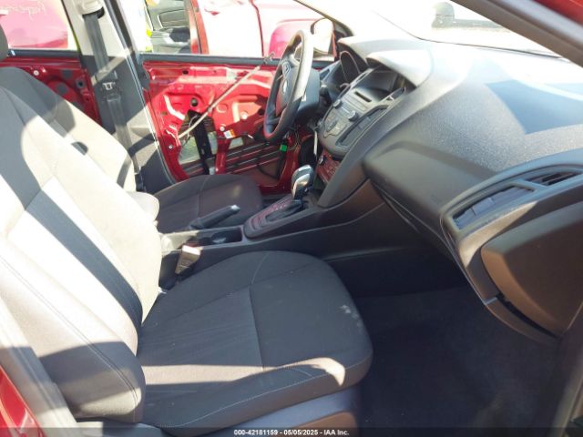 1FADP3F23GL220125 Ford FOCUS SE